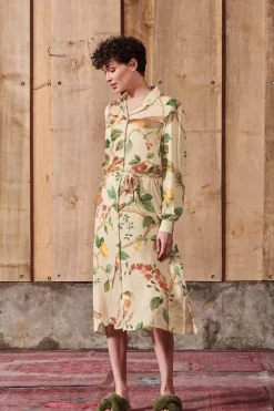 Kleid Lange Armel Good Nightingale Sand